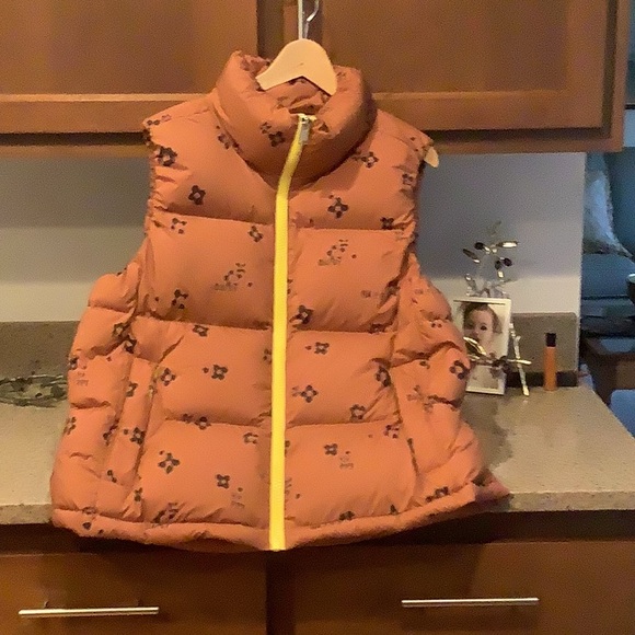Kerri Rosenthal Happy Puffer Vest - Picture 1 of 4